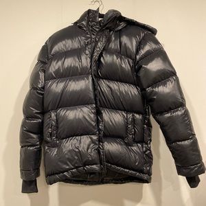 Aritzia Super puff in Hi Gloss black